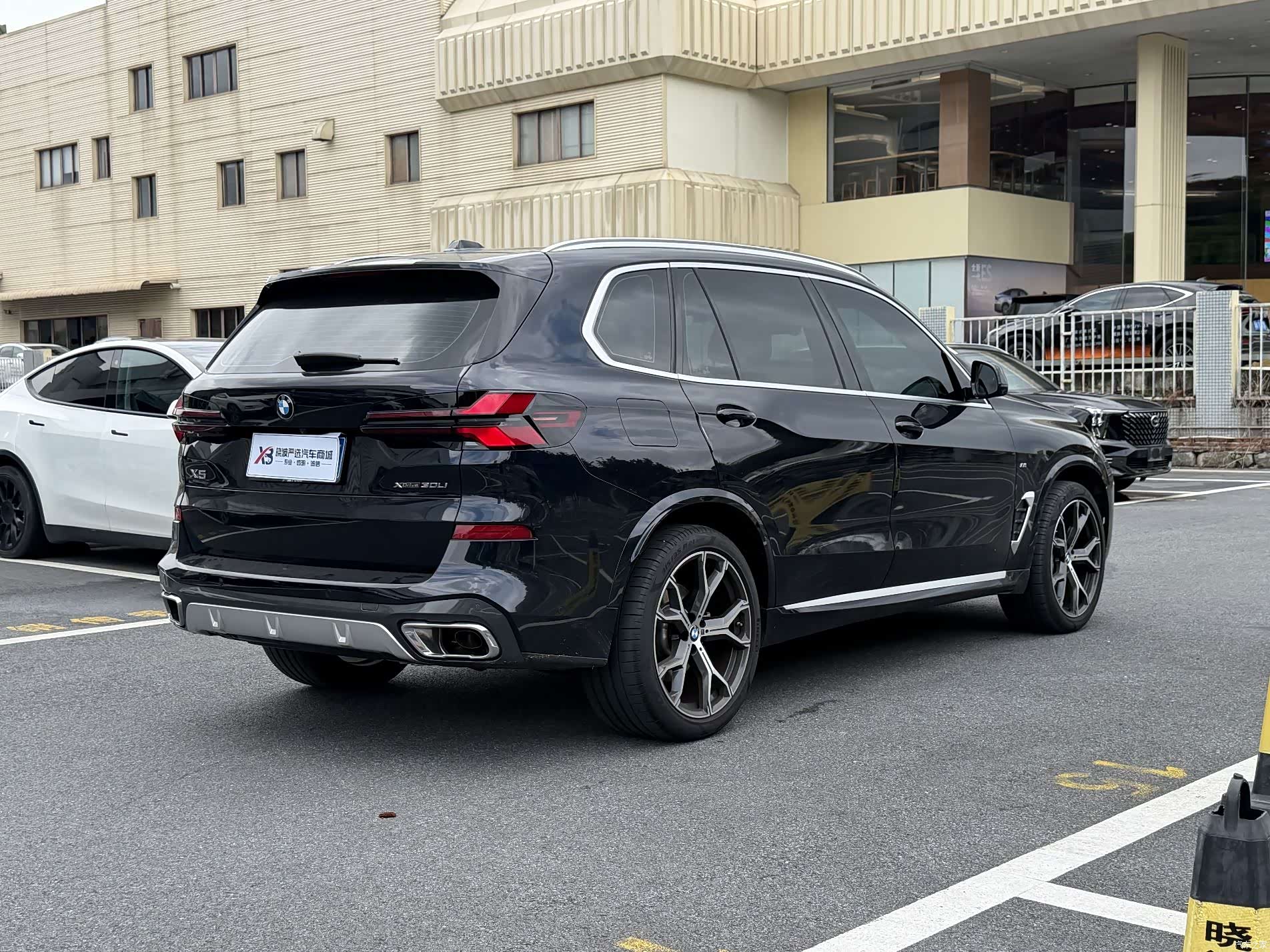 BMW X5, 2026 все фото