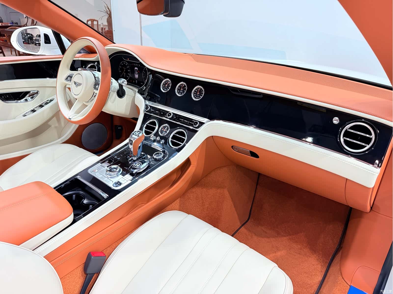 Bentley Continental GT, 2021 12