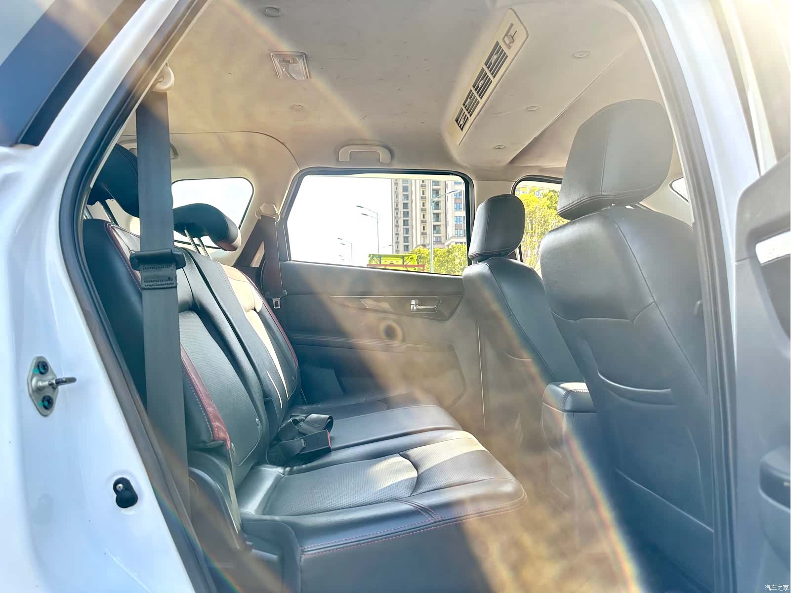BAIC S3, 2015 25