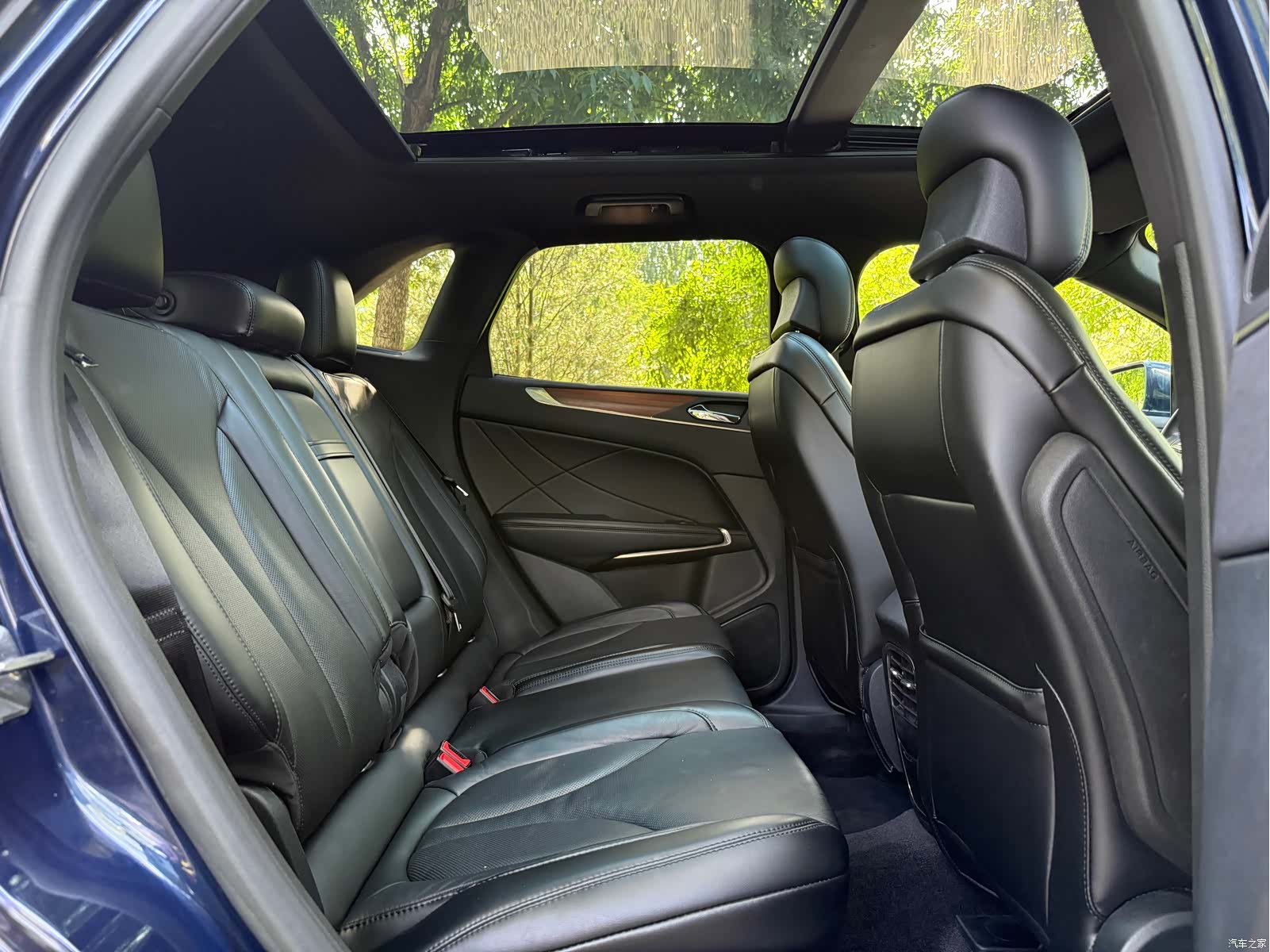 Lincoln MKC, 2017 30