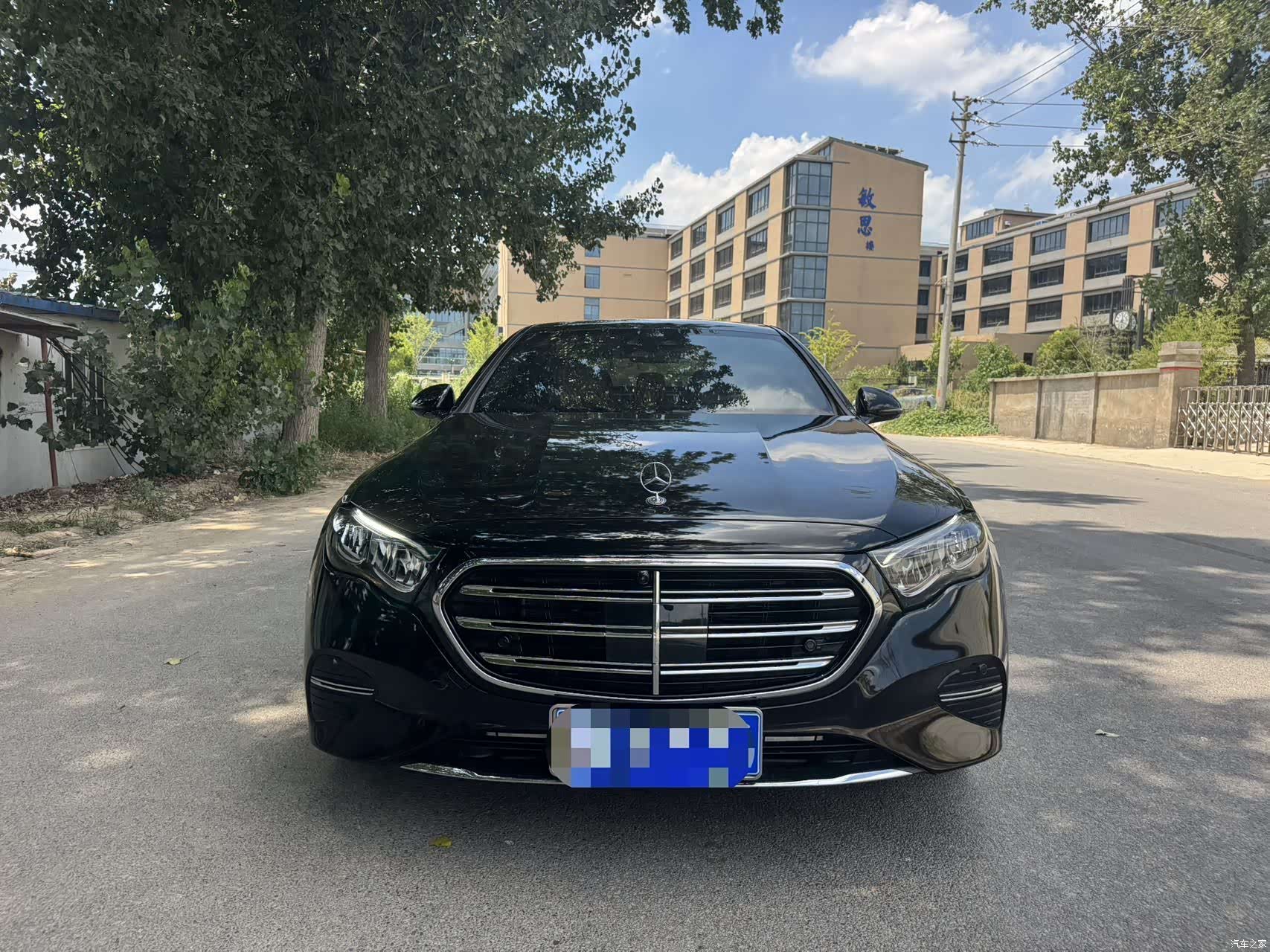Mercedes-Benz E-Class, 2025 2