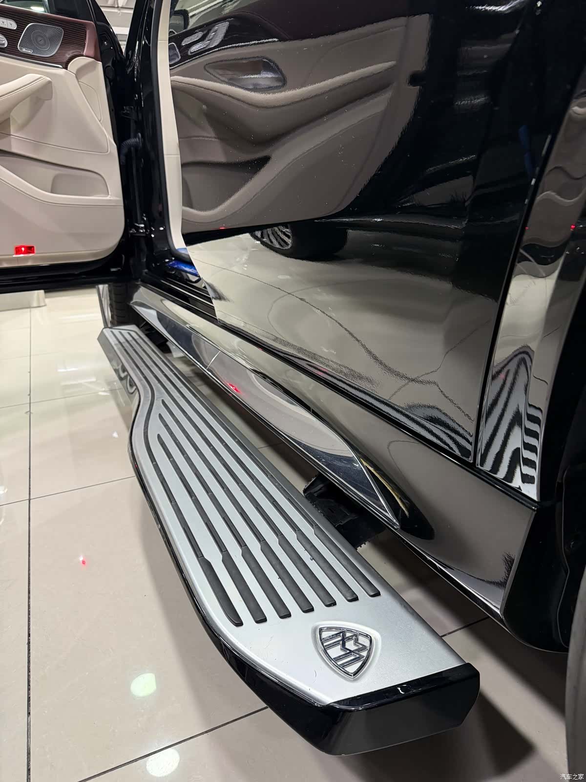 Maybach GLS, 2021 23