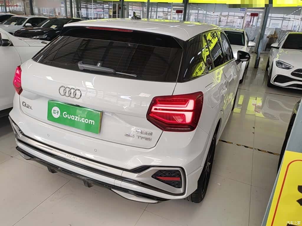Audi Q2L, 2022 7