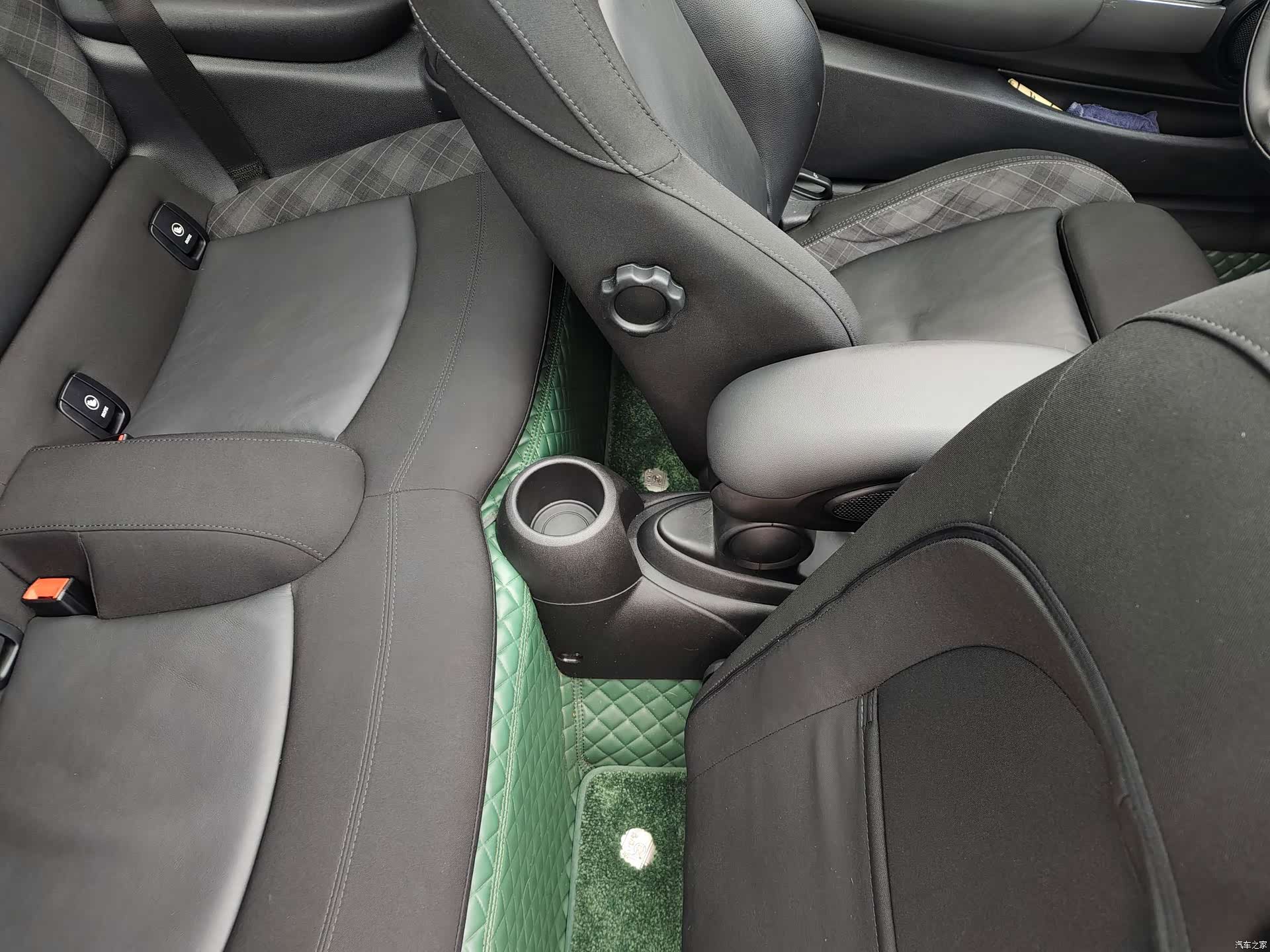 Mini Cooper, 2016 33