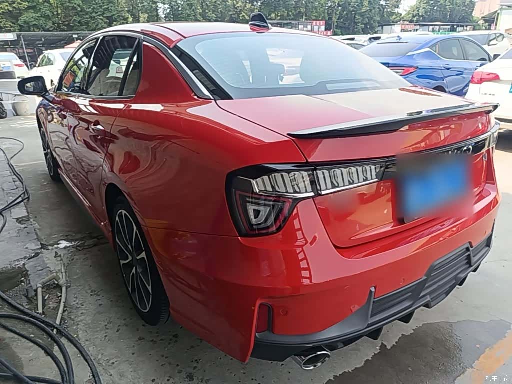 Lynk & Co 01, 2020 все фото