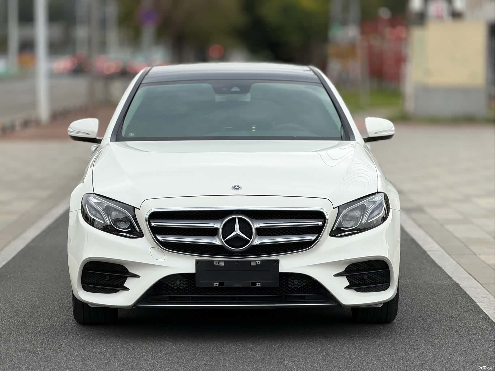 Mercedes-Benz E-Class, 2018 3