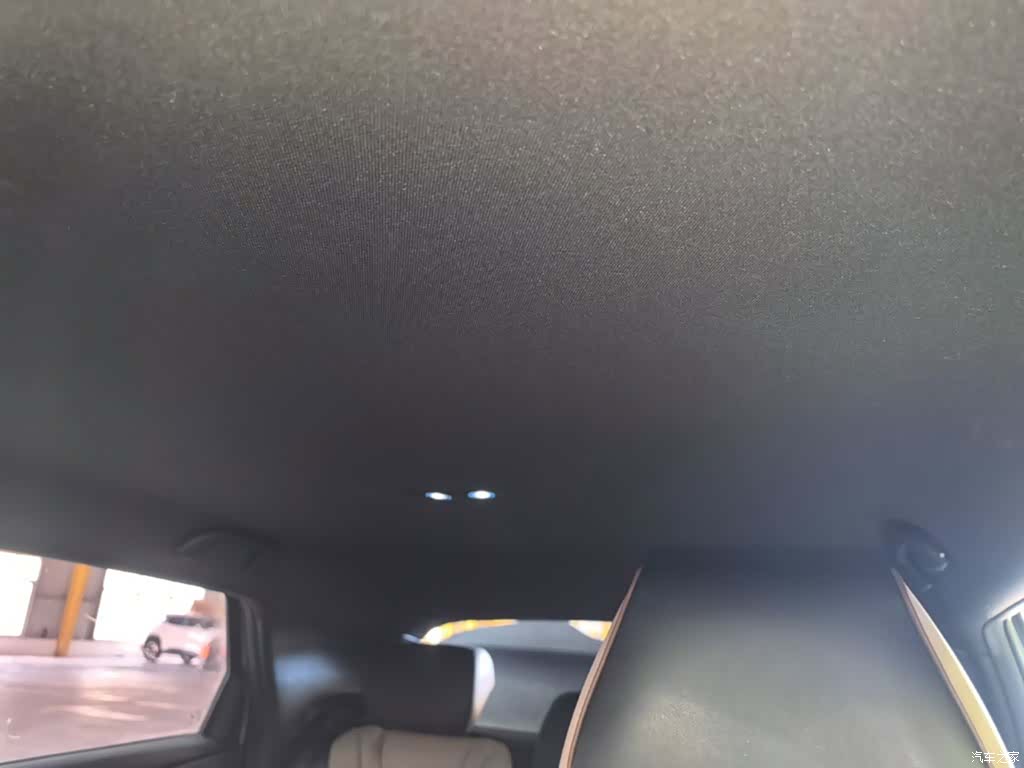 BYD Dolphin, 2023 18