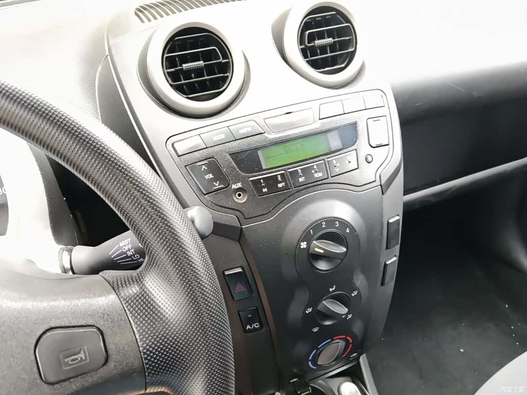 BYD F0, 2017 9