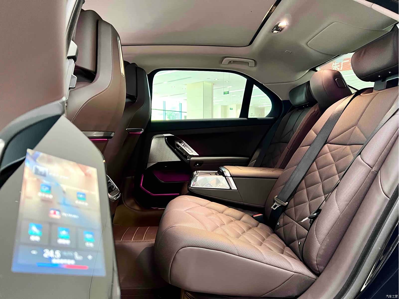 BMW 7 Series, 2023 9