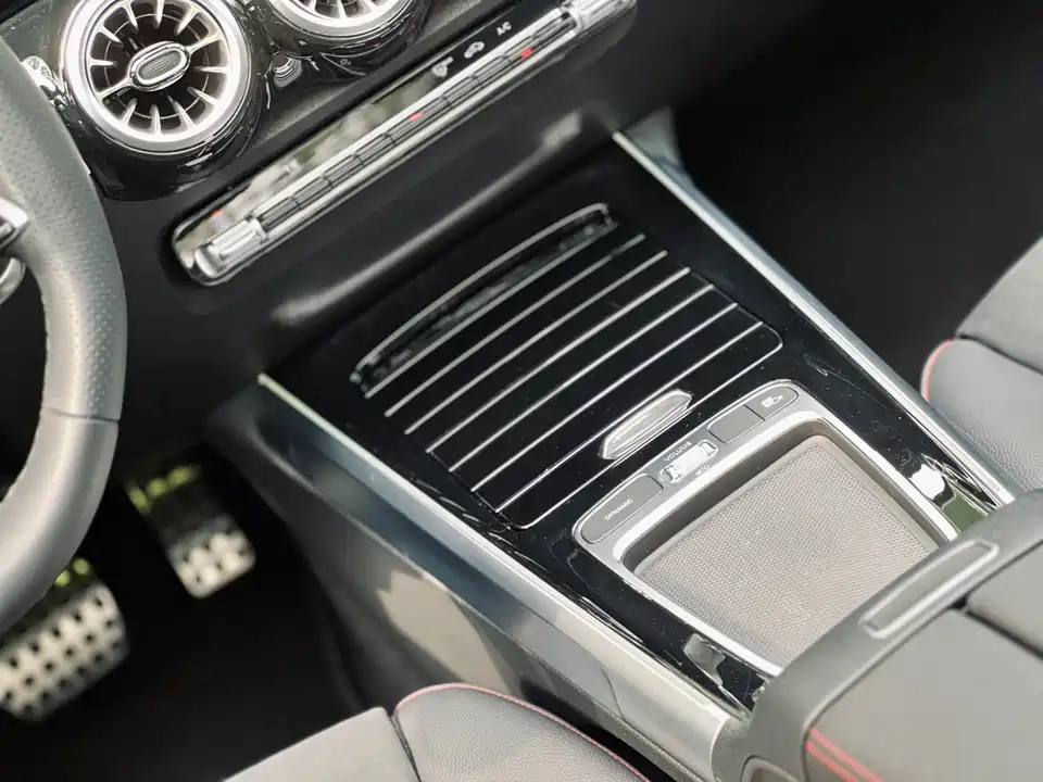 Mercedes-Benz GLB AMG