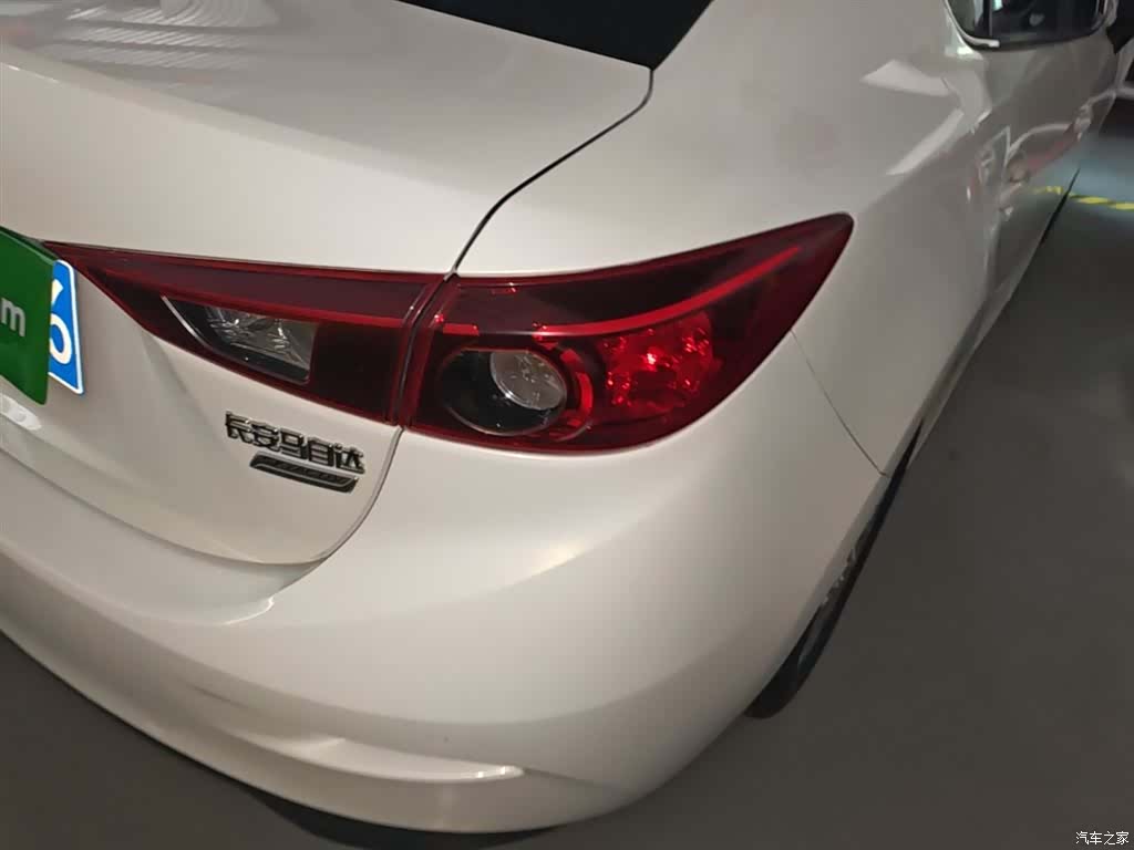 Mazda Mazda3, 2017 8