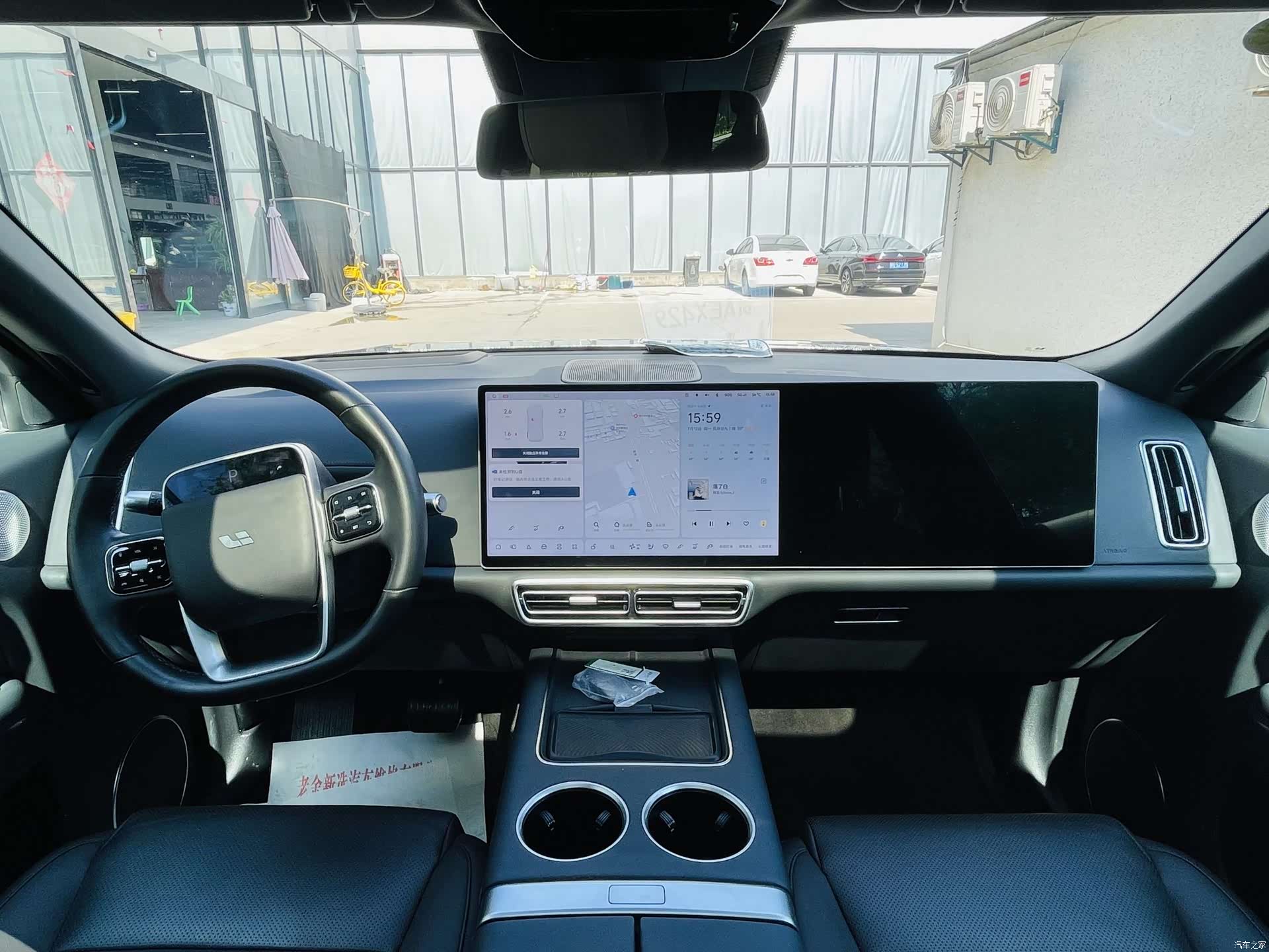 Li Auto L8, 2023 7