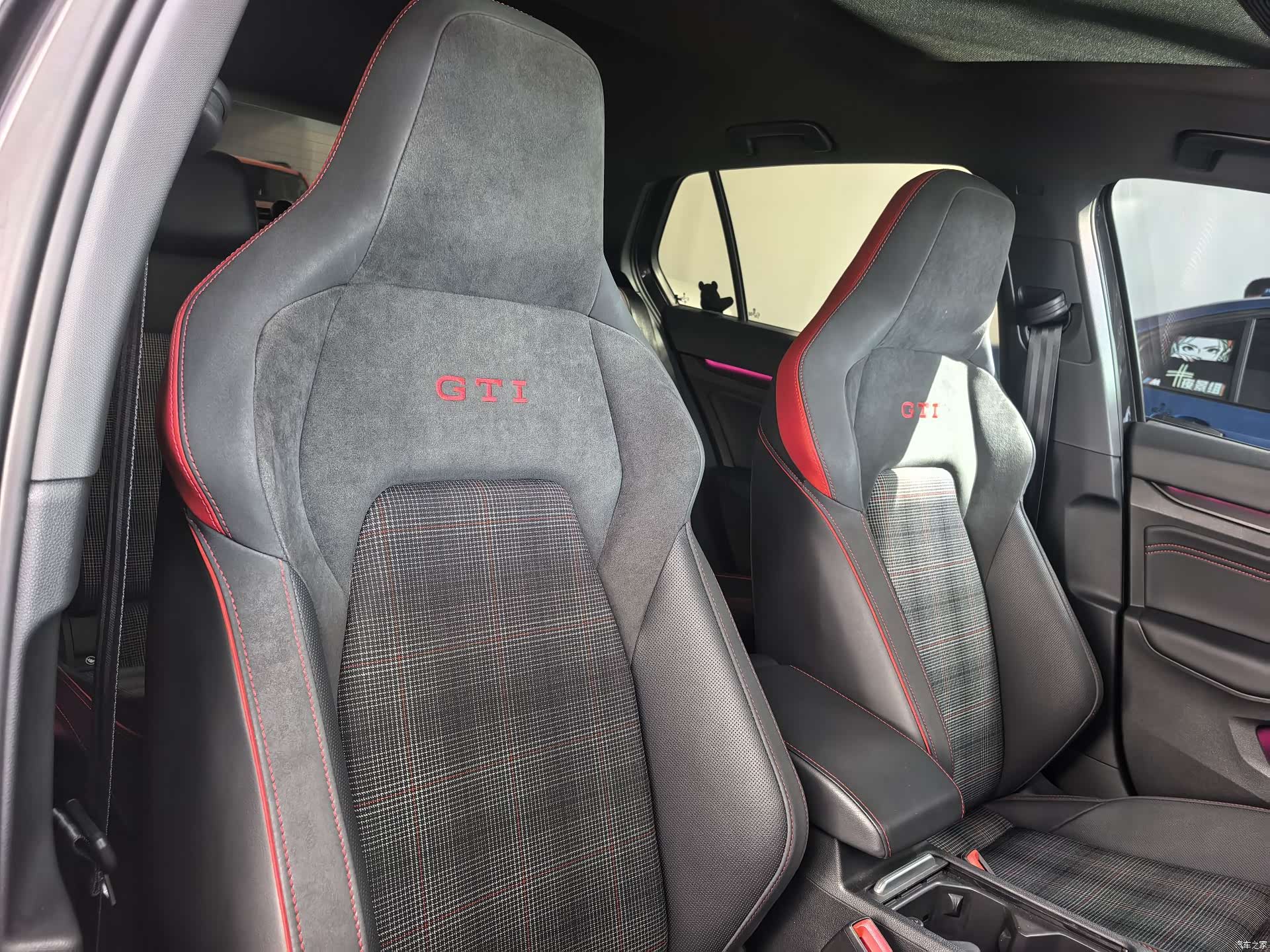 Volkswagen Golf, 2023 10