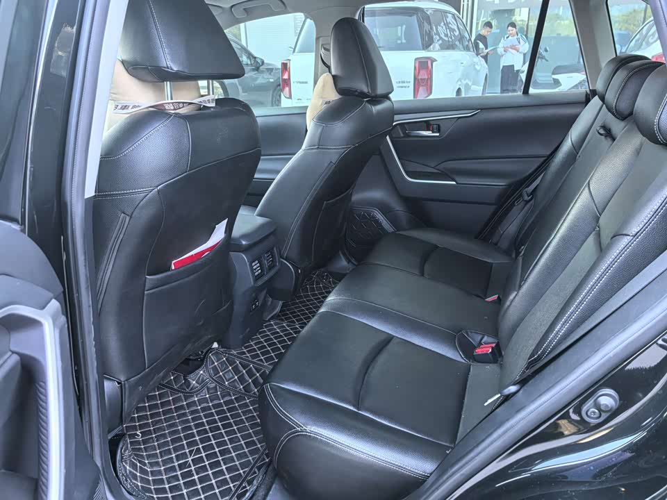 Toyota RAV4 Rongfang