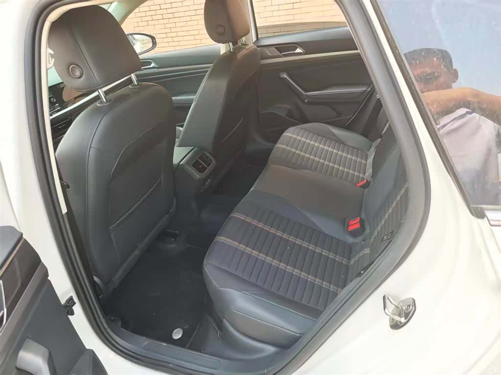 Volkswagen Lavida, 2019 4