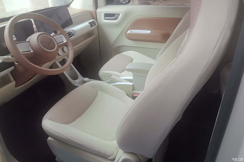 Wuling MINIEV, 2024 9