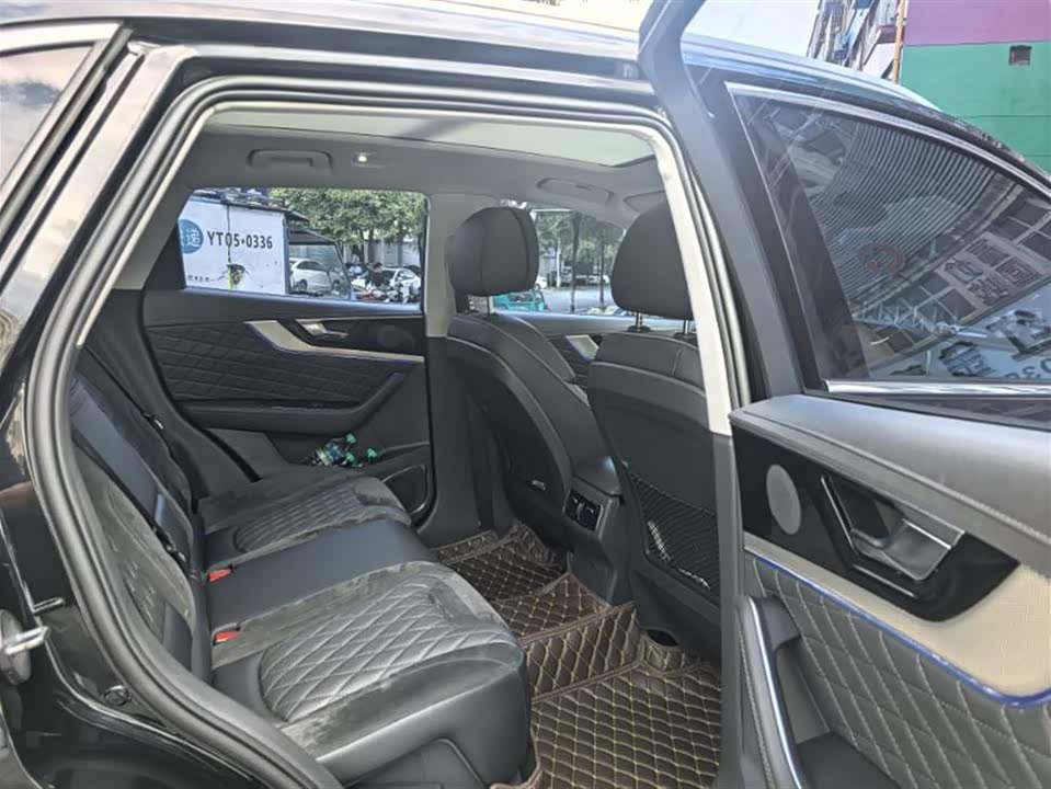 Hongqi HS5 Hongqi HS5