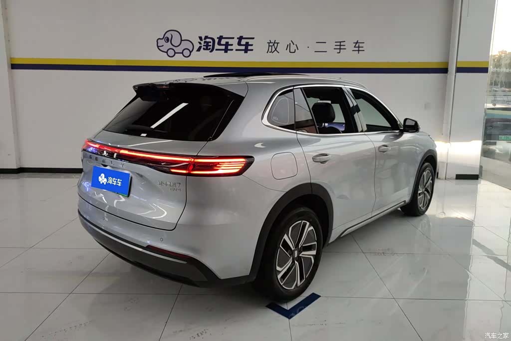 Geely 7, 2025 3
