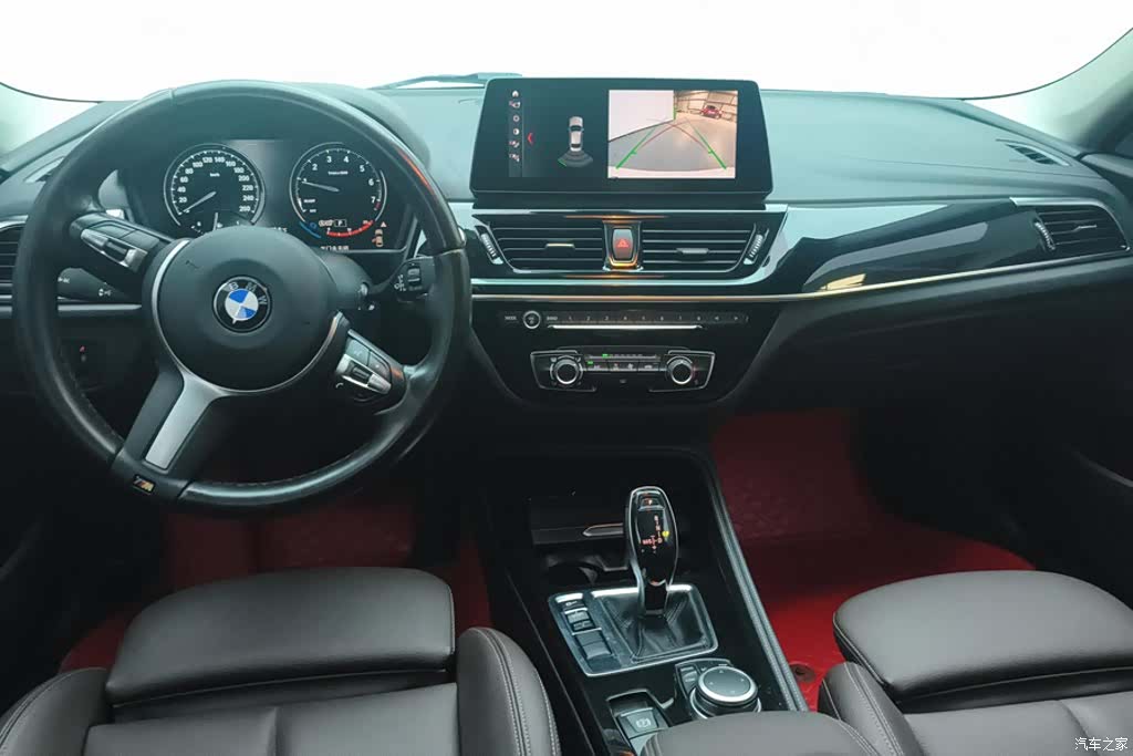 BMW 1 Series, 2022 12
