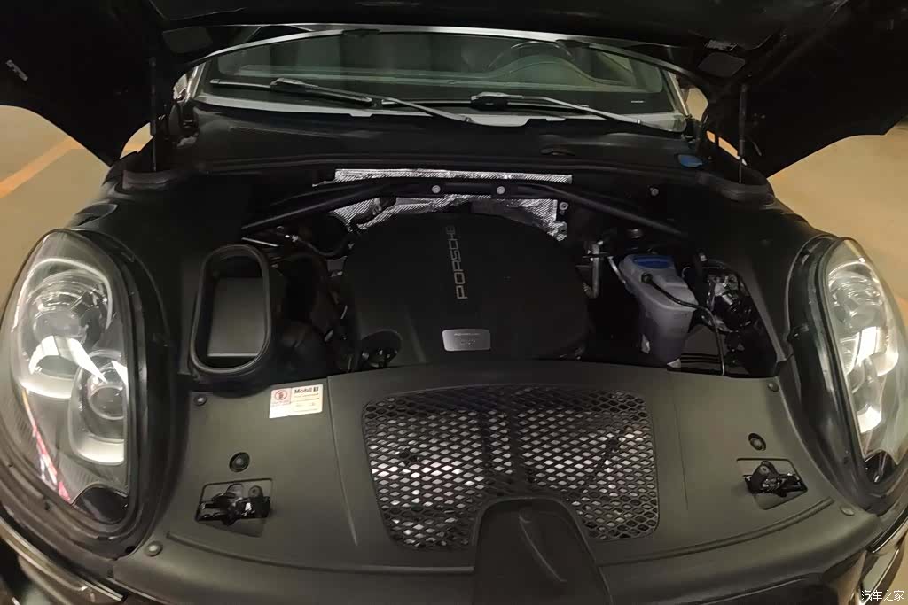 Porsche Macan, 2015 10
