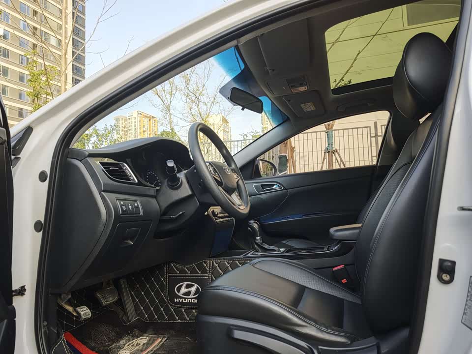 Hyundai Name picture