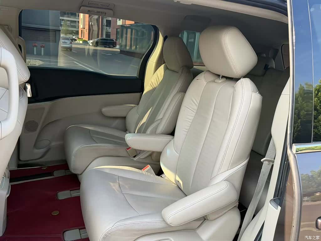 Buick GL8, 2017 6