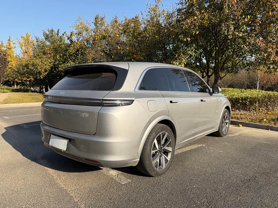Li Auto Ideal L7