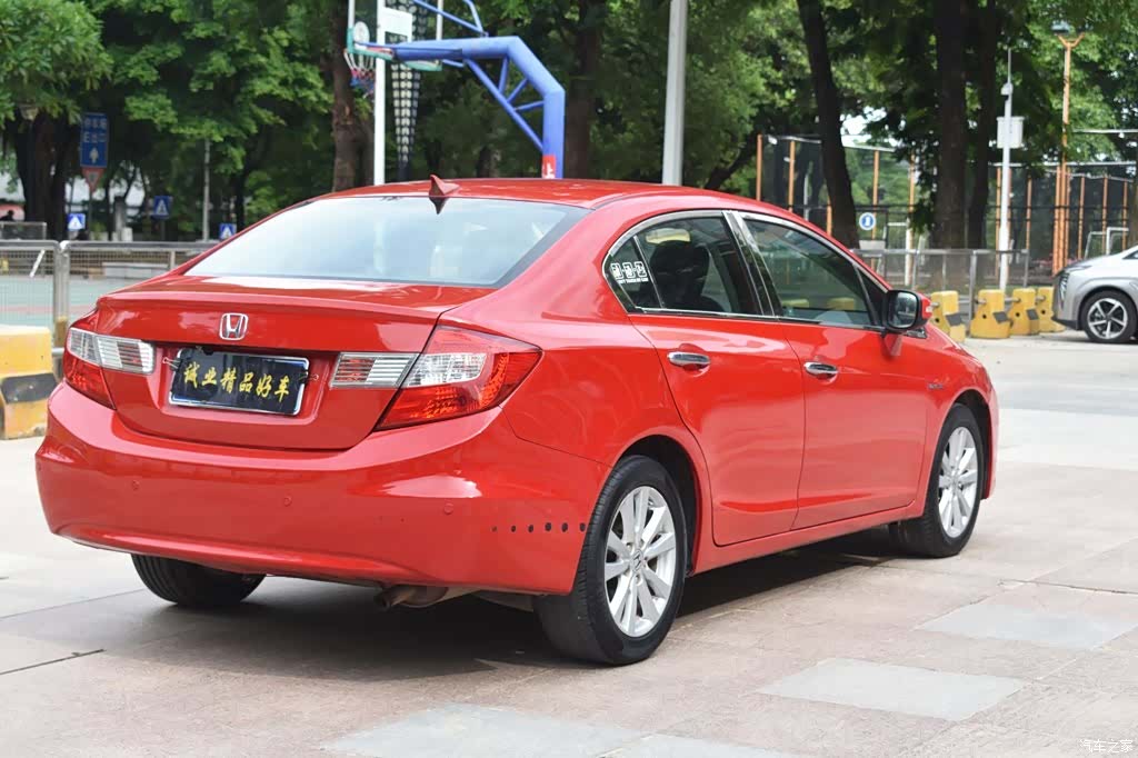 Honda Civic, 2012 4
