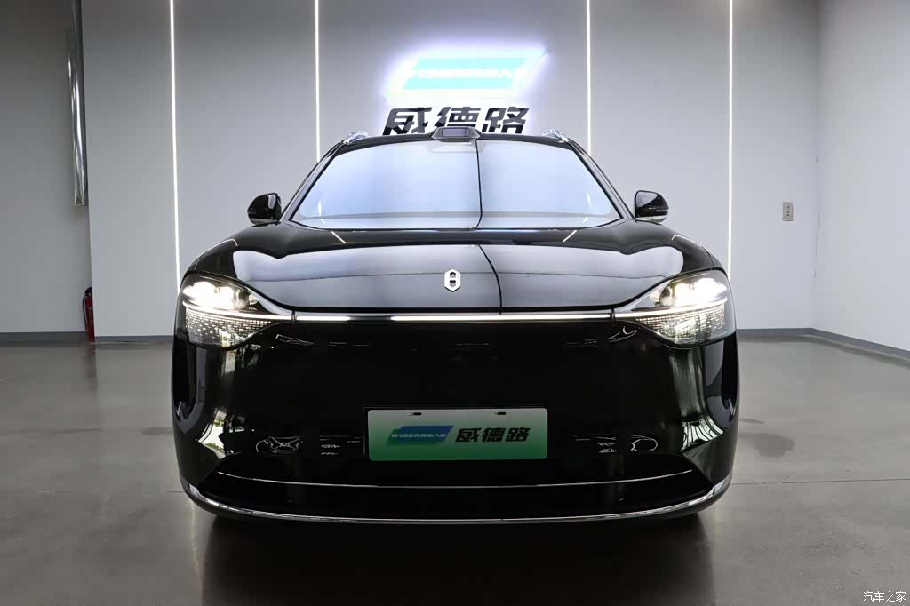 AITO M9, 2024 4