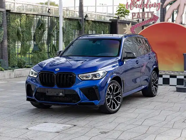 BMW X5 M 2023 — купить из Китая под заказ