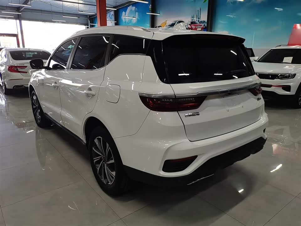 Geely Vision X6