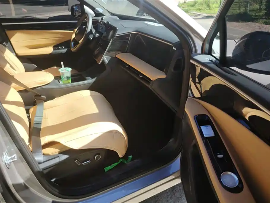 Geely Galaxy Galaxy L7