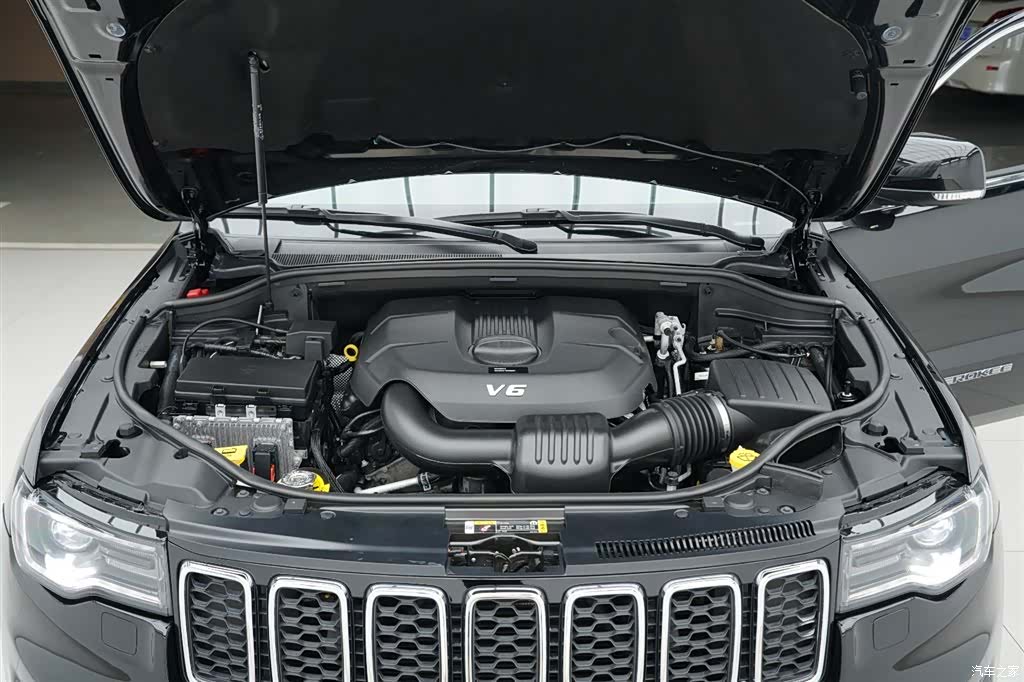 Jeep Grand Cherokee, 2022 27