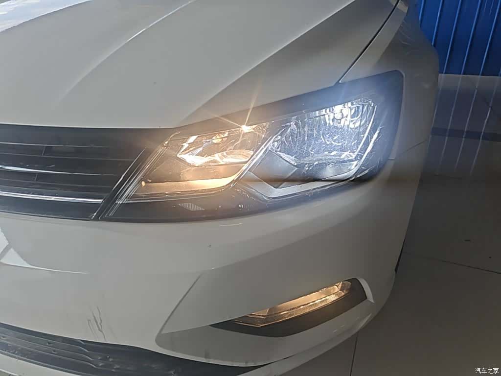 Volkswagen Lamando, 2016 24