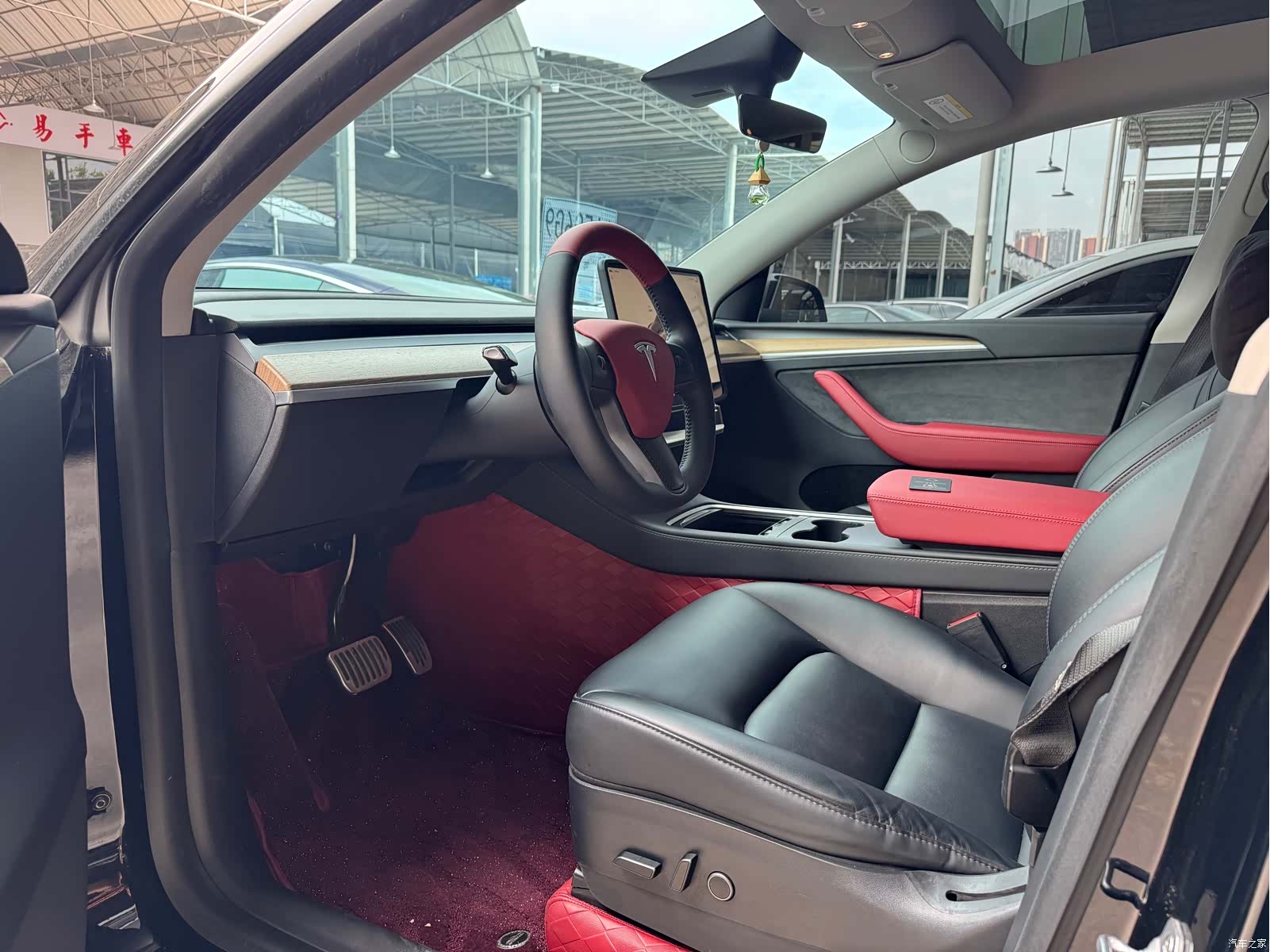 Tesla Model Y, 2022 6