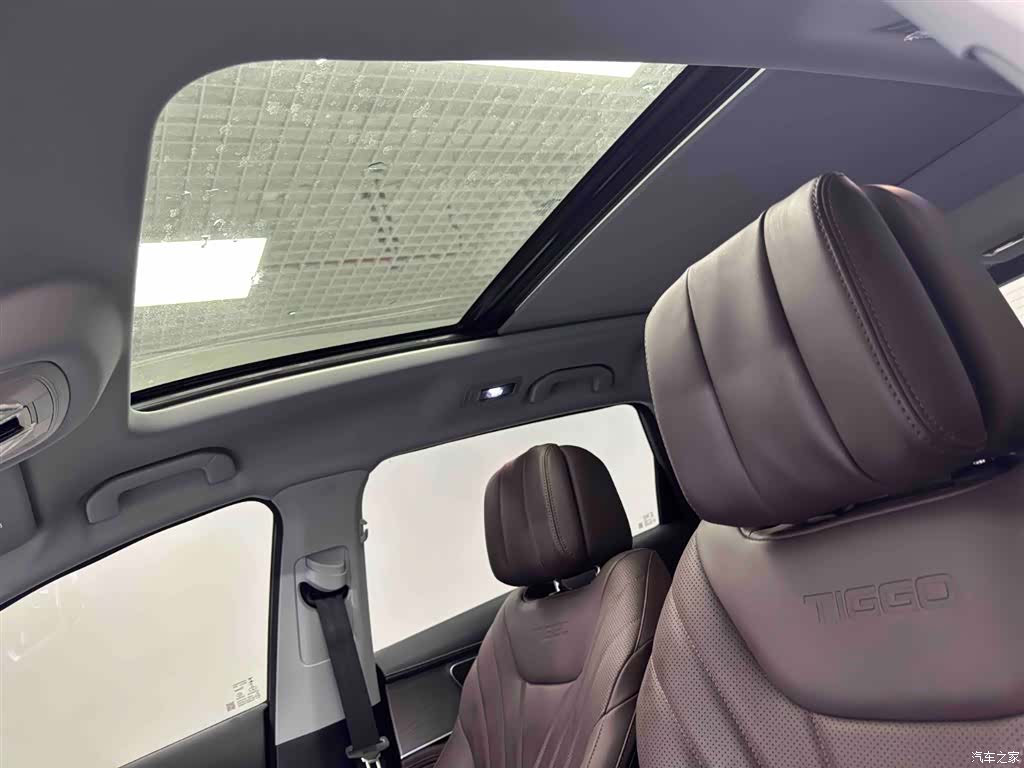 Chery Tiggo 8, 2025 11