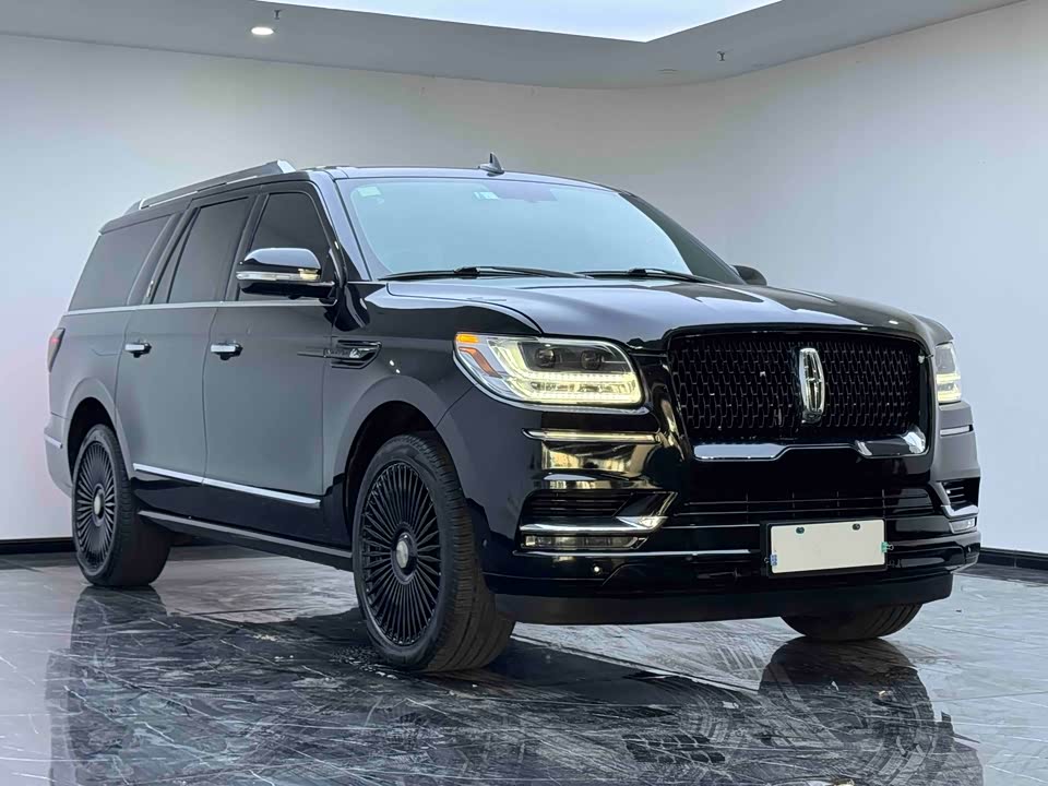 Lincoln Navigator