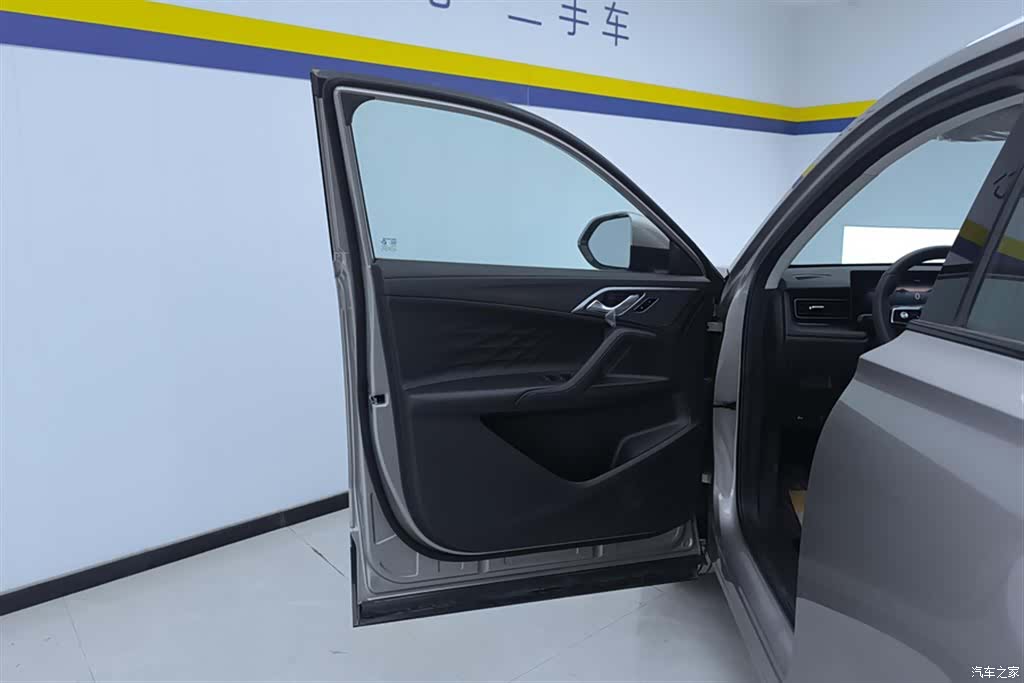 Roewe RX5, 2026 7