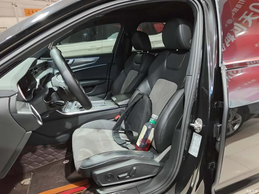 Audi A6L, 2020 15
