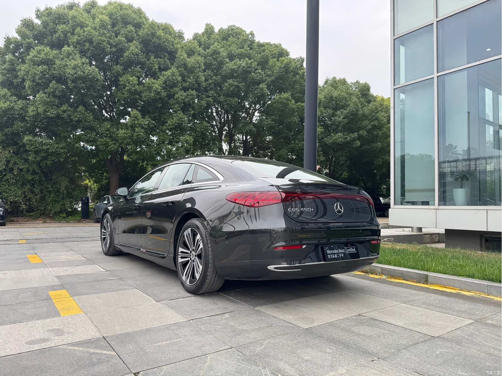 Mercedes-Benz EQS, 2024 17
