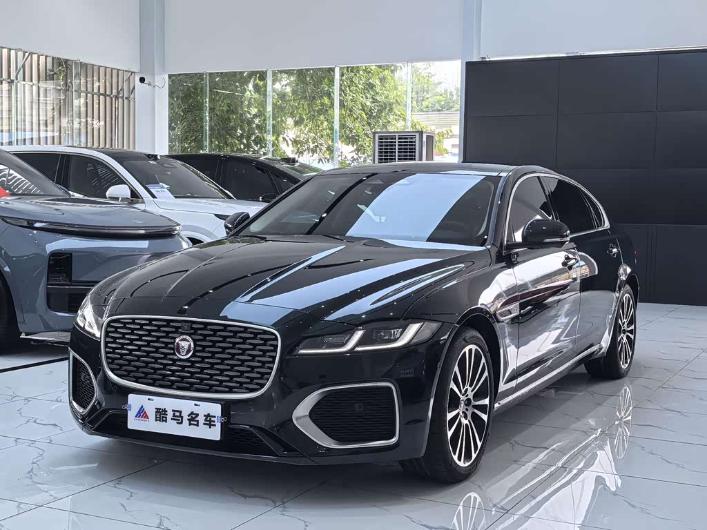 Jaguar XFL