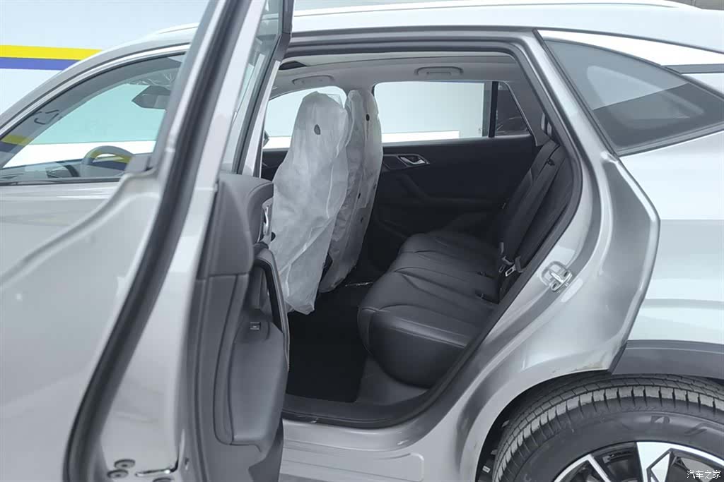 Roewe RX5, 2026 11