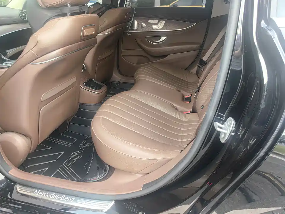 Mercedes-Benz E-class Mercedes-Benz E-class
