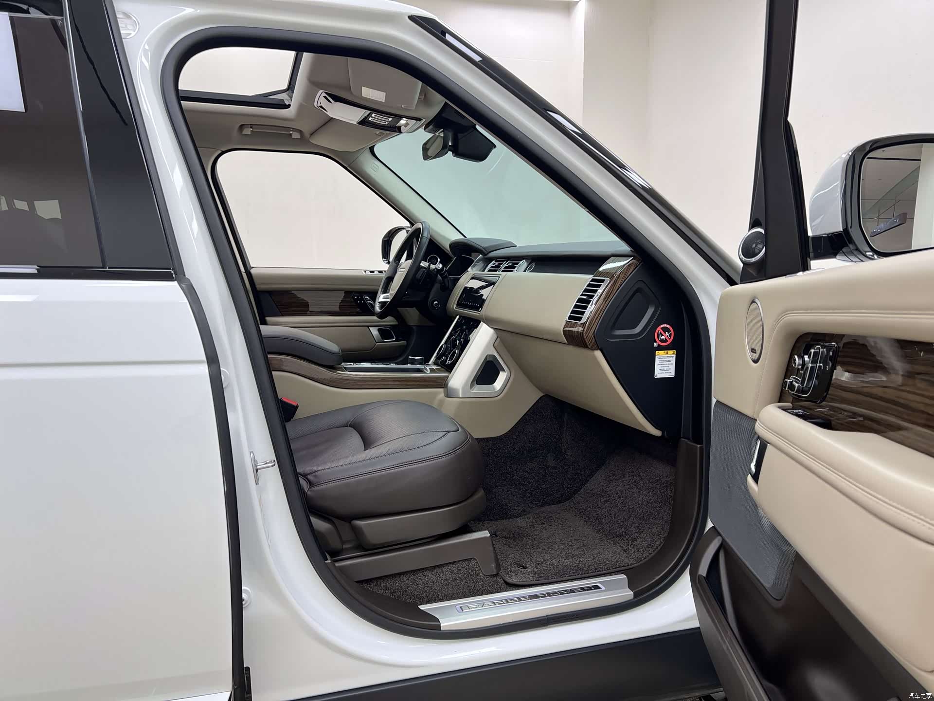 Land Rover Range Rover, 2018 17