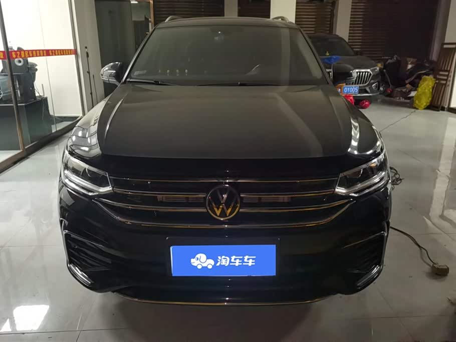 Volkswagen Tiguan L