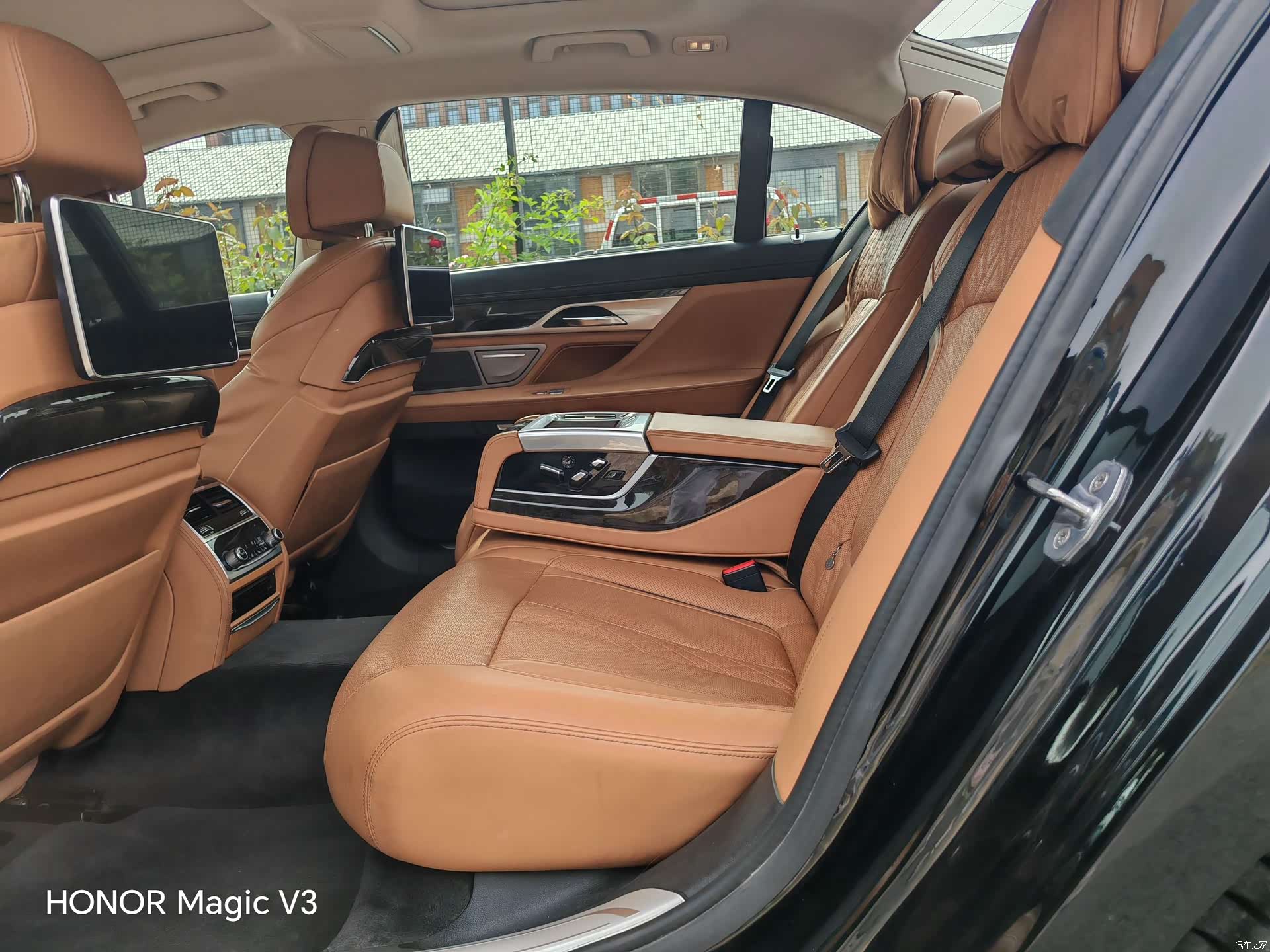 BMW 7 Series, 2017 17