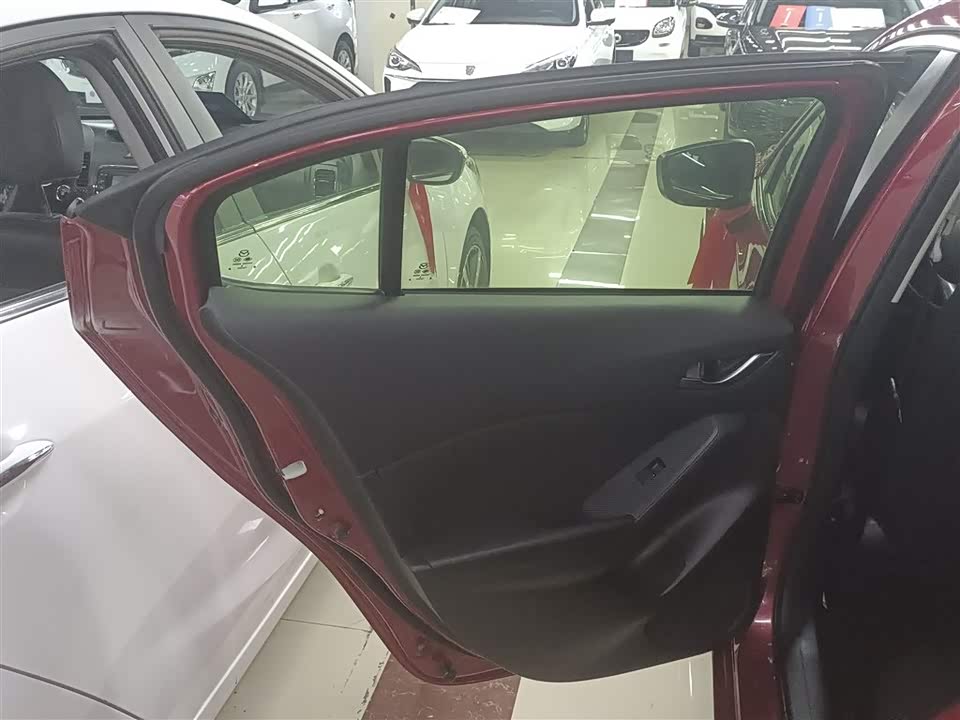Mazda 3 Angkesaila Mazda 3 Angkesaila