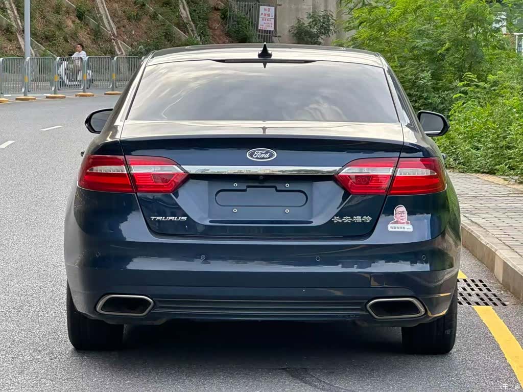 Ford Taurus, 2017 17