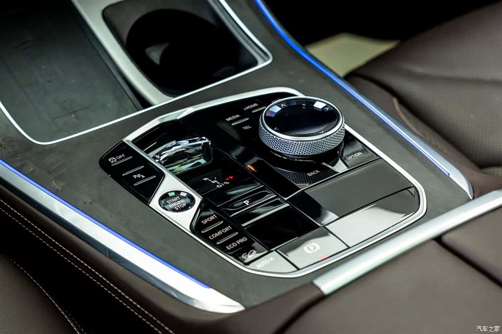 BMW X5, 2024 13