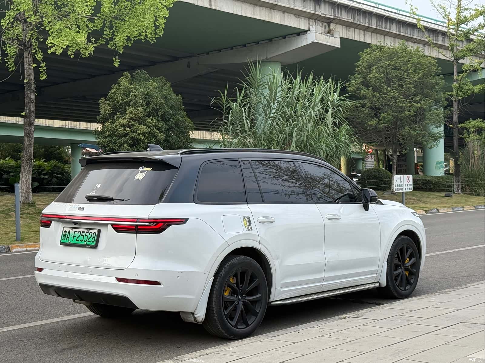 Li Auto ONE, 2022 все фото
